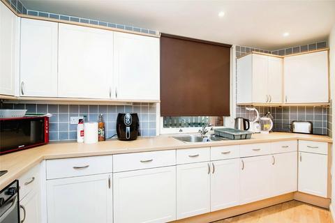 2 bedroom flat for sale, Station Road West, Kent CT2