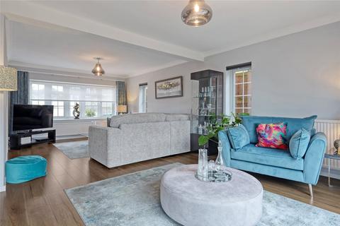 5 Chartfield Drive, Kirby Le Soken, Frinton-on-sea, CO13 0DR