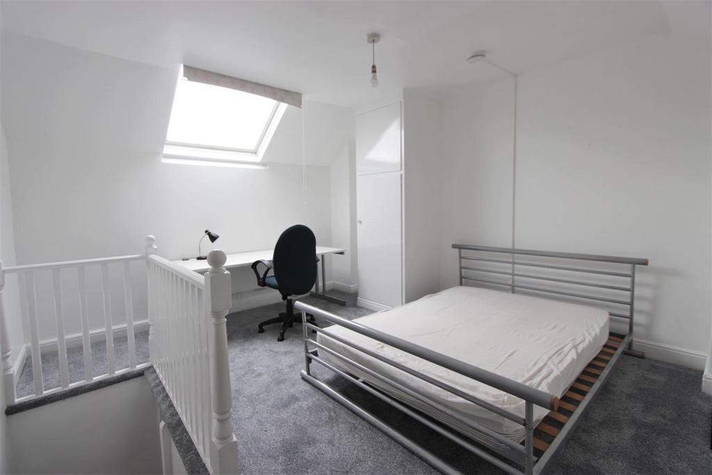 6. Attic (1).jpg