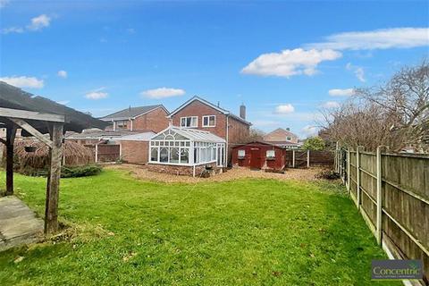 3 bedroom detached house for sale, Martham Drive, Wolverhampton