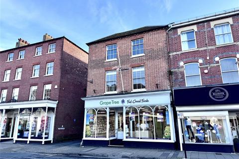 2 bedroom apartment for sale, High Street, Lymington, Hampshire, SO41