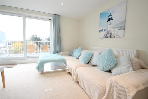 3 bedroom townhouse to rent, Latimer Road, St. Helens