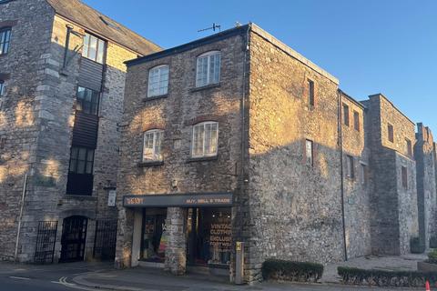 2 bedroom flat for sale, Barbican Court, Plymouth, PL4