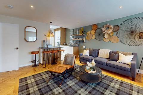 2 bedroom flat for sale, Barbican Court, Plymouth, PL4