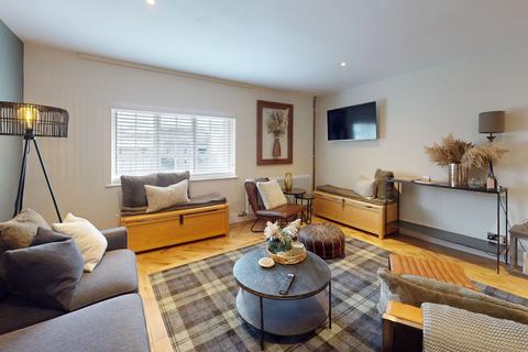 2 bedroom flat for sale, Barbican Court, Plymouth, PL4