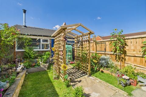 2 bedroom end of terrace house for sale, Eastgate South, Driffield, YO25 6NR