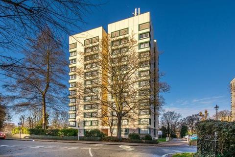 2 bedroom flat for sale, Messer Court, The Waldrons, Croydon, London, CR0