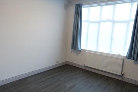 2 bedroom flat to rent, Golders Green Road, Golders Green, NW11