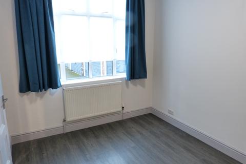 2 bedroom flat to rent, Golders Green Road, Golders Green, NW11