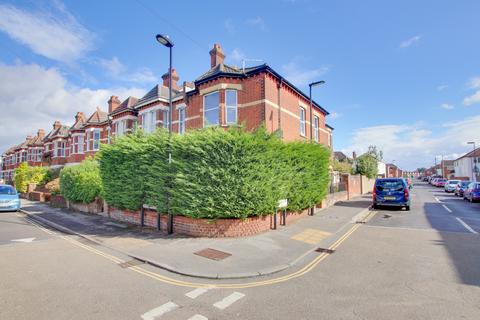 74a Bishops Road, Itchen, Southampton, SO19 2FE