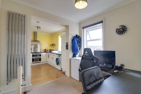 74a Bishops Road, Itchen, Southampton, SO19 2FE