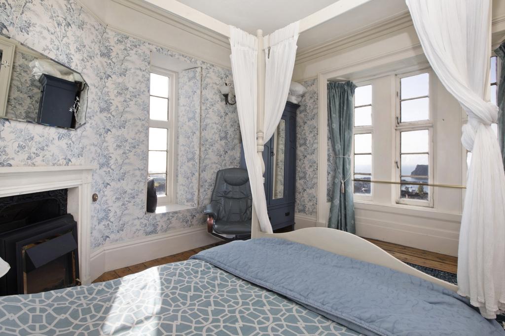 Bedroom 5 - 1