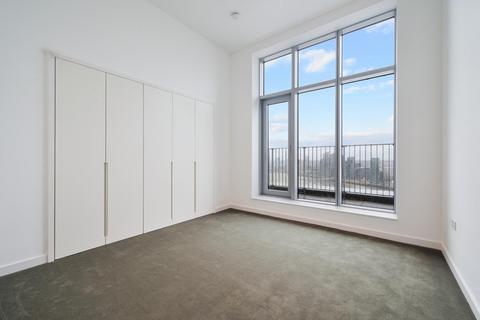 3 bedroom apartment for sale, Serapis House, Goodluck Hope Walk, London, E14