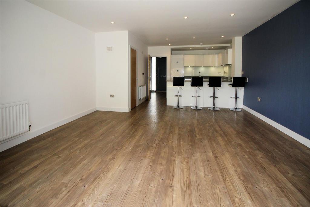 Kitchen/Living Room