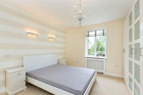 3 bedroom flat to rent, Finchley Road, Hampstead, NW3