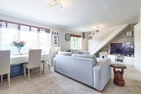 46 Alderleys, Benfleet, SS7 3QY