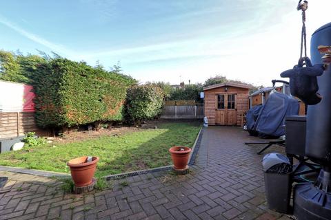 46 Alderleys, Benfleet, SS7 3QY