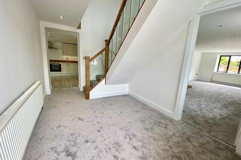 5 bedroom detached house for sale, Stone, Berkeley, GL13 9JY