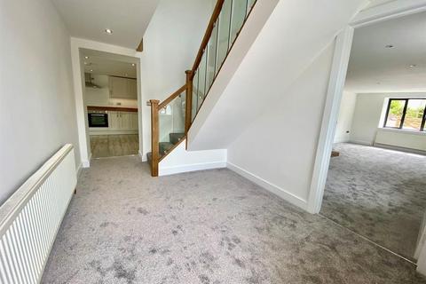 undefined, Stone, Berkeley, GL13 9JY
