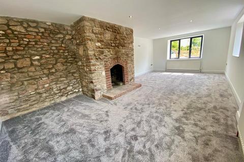 undefined, Stone, Berkeley, GL13 9JY