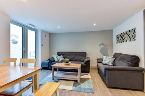 7 bedroom end of terrace house to rent, Sutherland Road, Brighton BN2