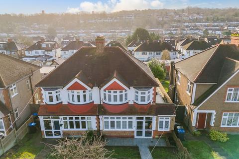 23 Nutfield Road, Coulsdon, CR5 3JP