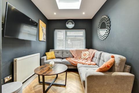 7 bedroom terraced house to rent, Bernard Road, Brighton BN2