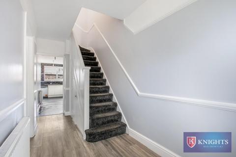 3 bedroom house for sale, Rossdale Drive, London, N9