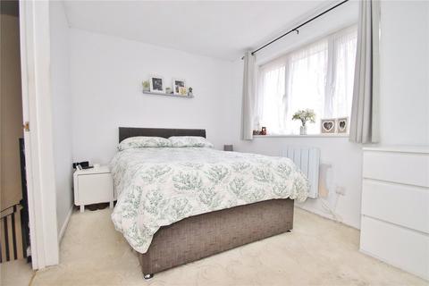 6 Cotswold Close, Verwood, BH31 6UJ