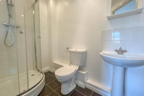 14 Dunster Close, Rugby, CV22 7AZ