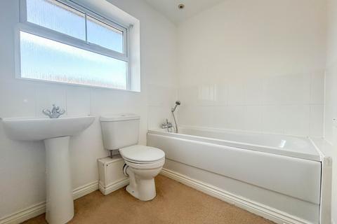 14 Dunster Close, Rugby, CV22 7AZ