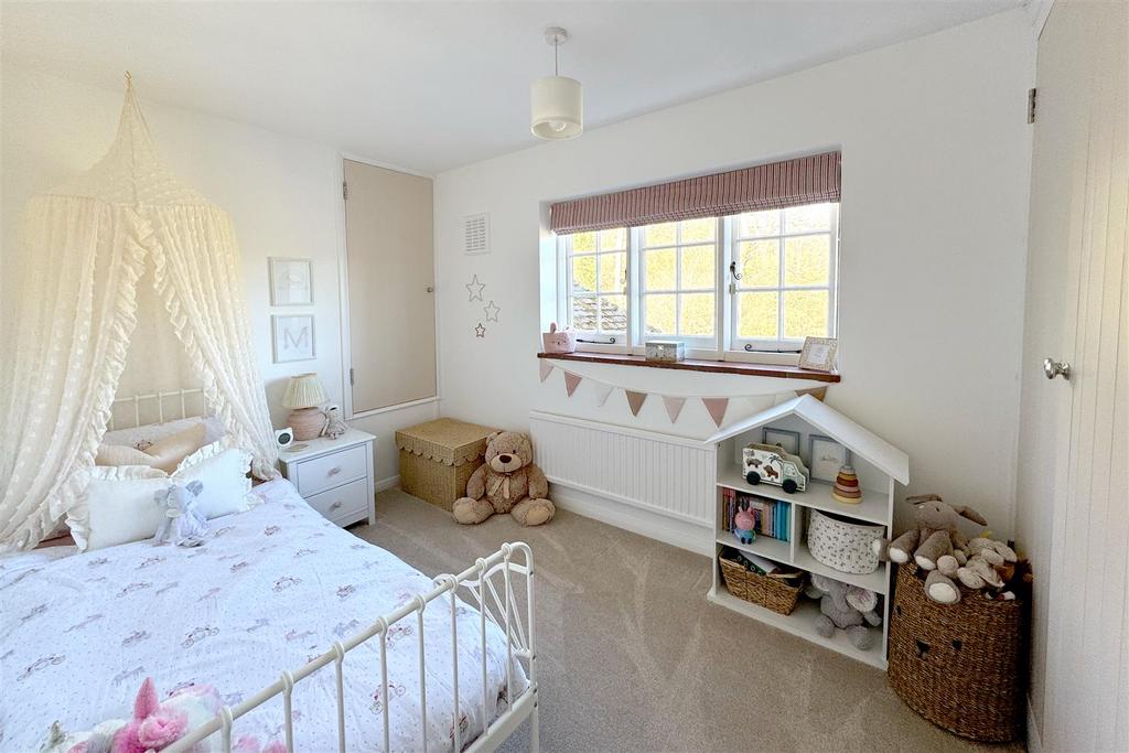 Bedroom 2.jpg