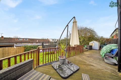 3 bedroom semi-detached house for sale, Boardman Avenue, Chingford, E4