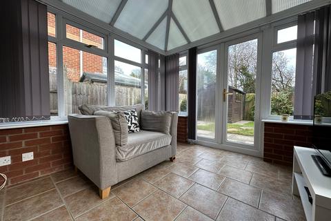 76 Cloughfield, Penwortham, Preston, PR1 9FF