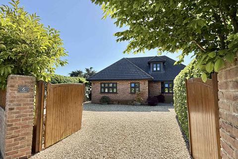 4 bedroom detached house for sale, Linbrook Court, Ringwood, BH24