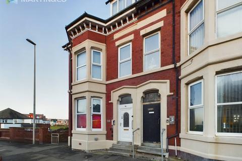 1 bedroom apartment to rent, Dickson Road, Blackpool FY1