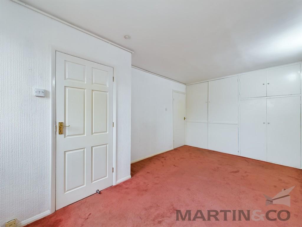 10 Bedroom 3