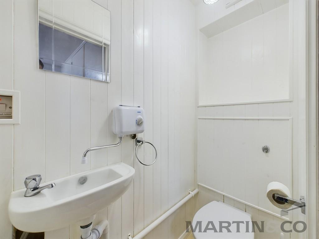 11 Bedroom 3 WC