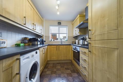 7 Green Close, Whitfield, Dover, CT16 2FD