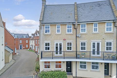 4 bedroom end of terrace house for sale, Greenland Gardens, Great Baddow