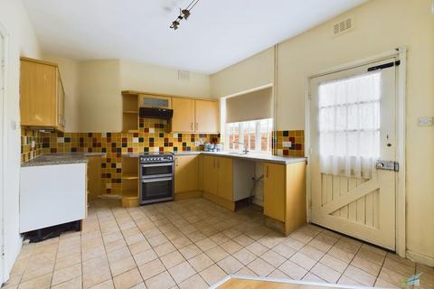 2 bedroom link detached house for sale, The Ginnel, Wirral CH62