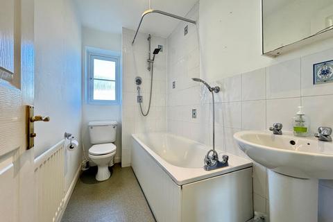 2 bedroom terraced house for sale, Southgate Crescent, Tiptree