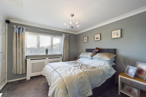 21 Beechfern Close, High Green, Sheffield, S35 4DW