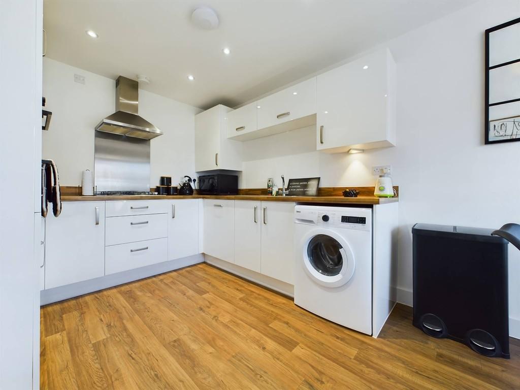 Cam04273 g0 pr0080 still025