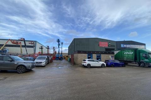 Industrial unit to rent, Moss Road, Witham CM8