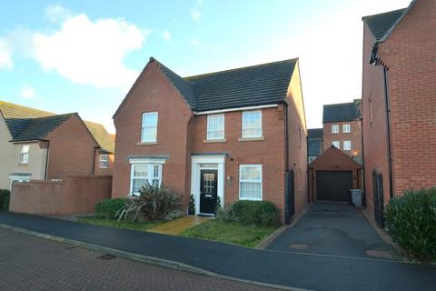 4 bedroom detached house for sale, Caldicot Gardens, Grantham