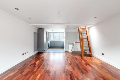 2 bedroom apartment to rent, Earlham Street, Seven Dials WC2