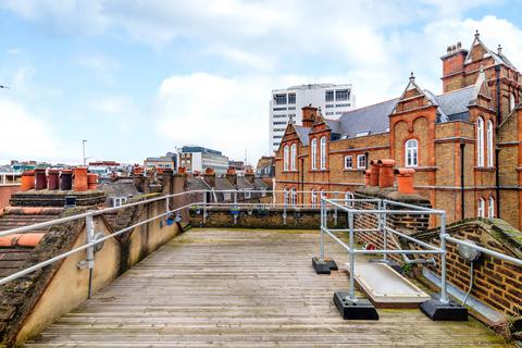 2 bedroom apartment to rent, Earlham Street, Seven Dials WC2