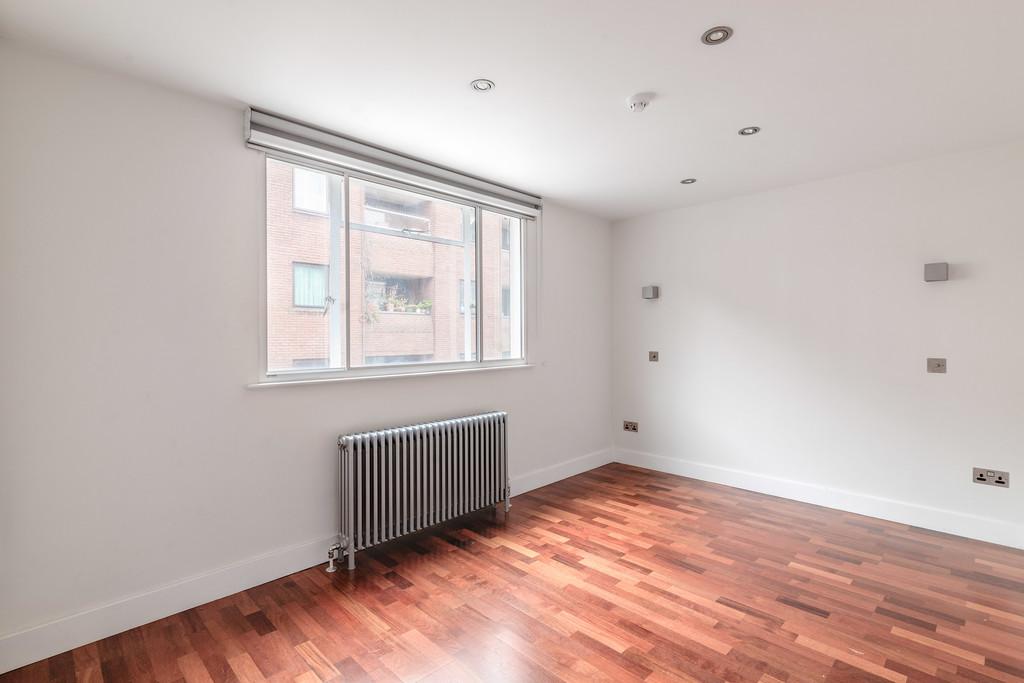 Earlham Street Seven Dials WC2