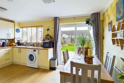 6 Fir Tree Close, Tamworth, B79 8NL
